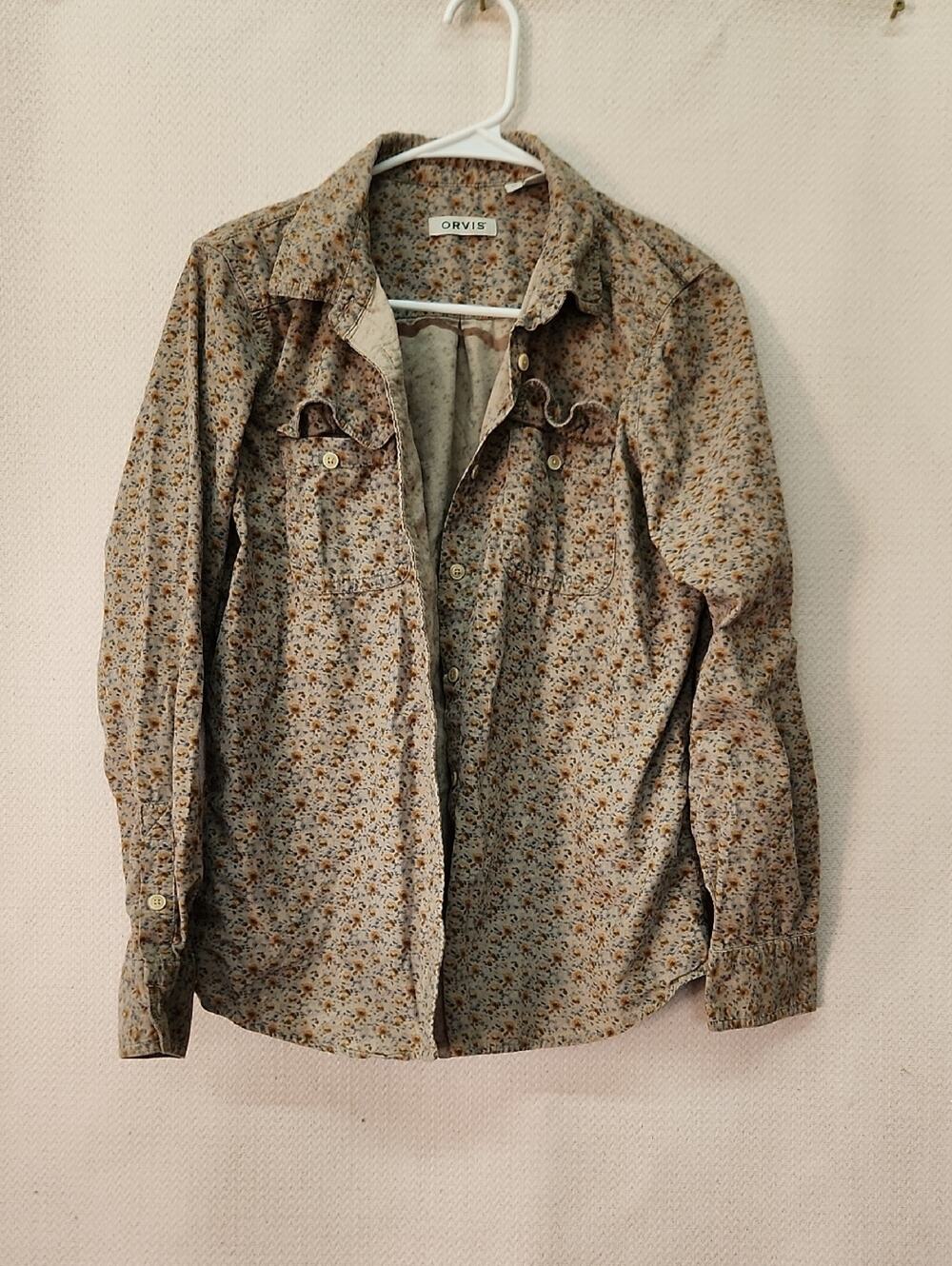 🚨2/$25 or 5/$50🚨Orvis Taupe Floral Button-Up with Mustard Accents